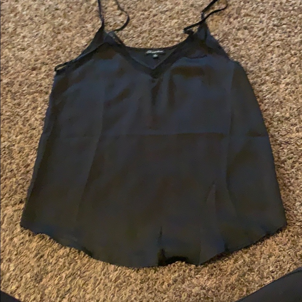 Tank top with mesh on top